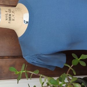 LIKE NEW | Loft | dressy t-shirt with flutter sleeves - XS fits like Small